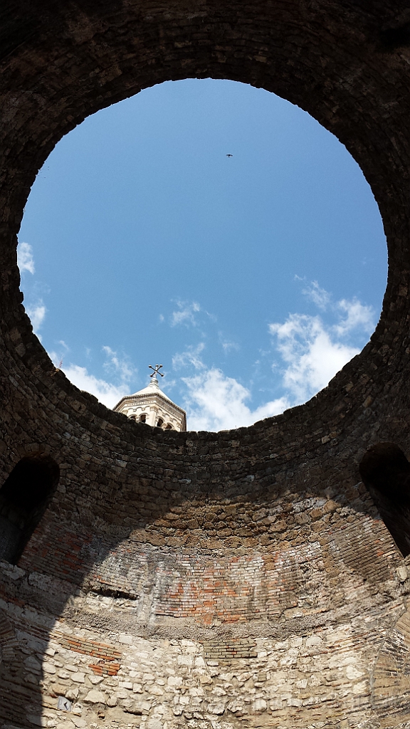 20130708_160446.jpg - Il cielo nel foro.