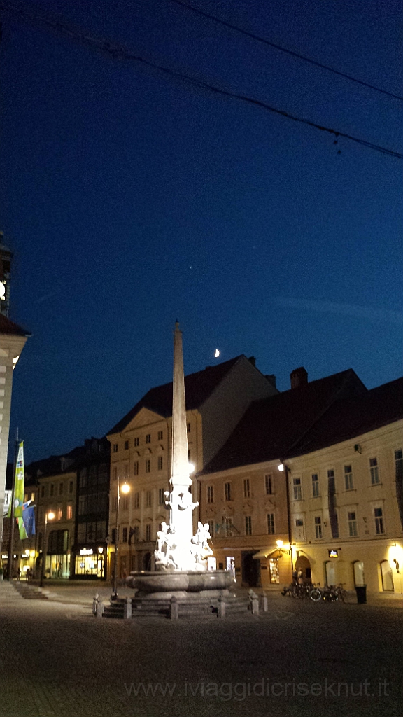 20130714_213434.jpg - Liubljana,centro storico di notte.