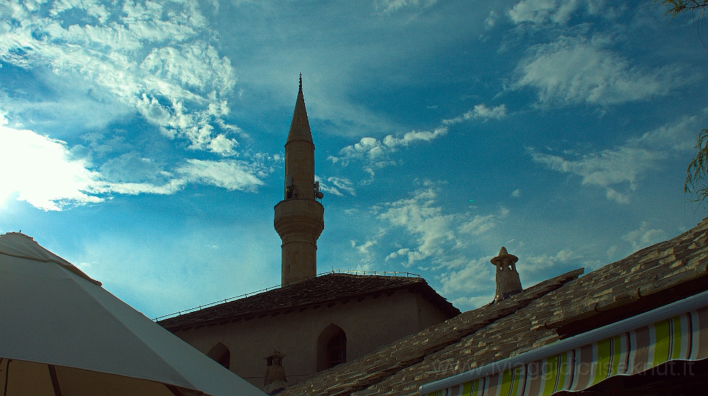 DSC02026.jpg - Mostar, old city.