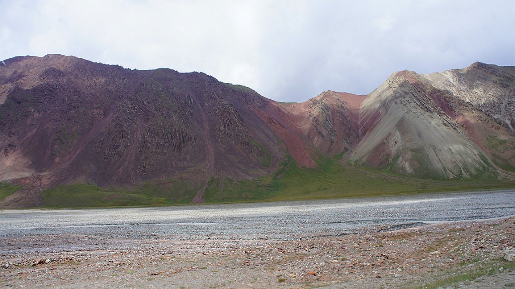 DSC06116.JPG - nella "terra di nessuno" tra Kyrgizstan e Tajikistan 