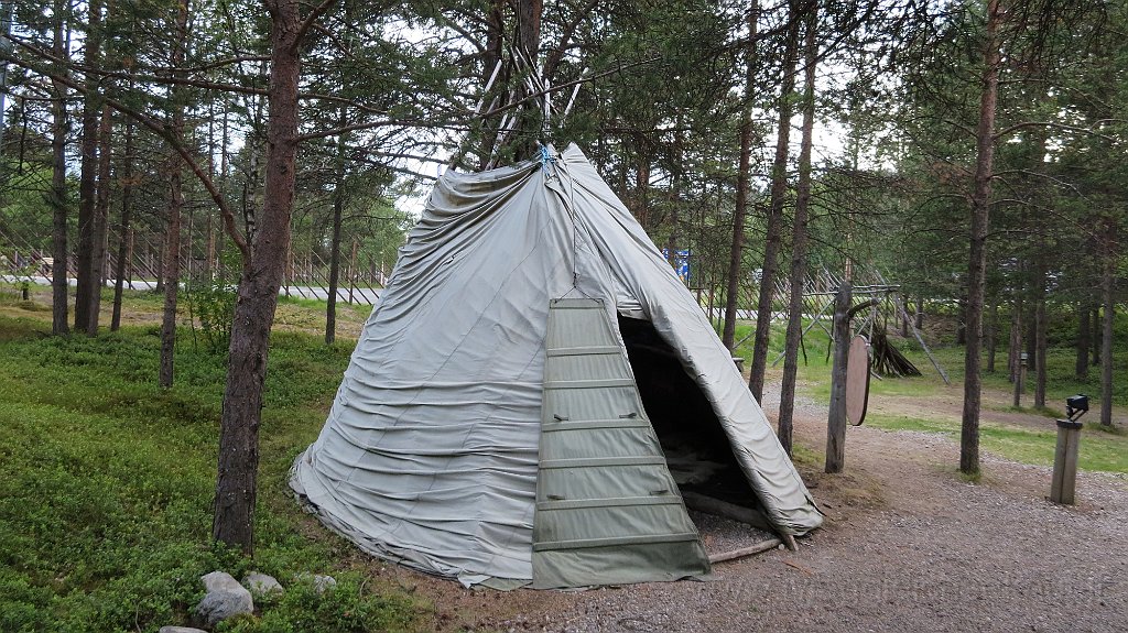 IMG_3579.JPG - Museo, abitazione dei Sami.