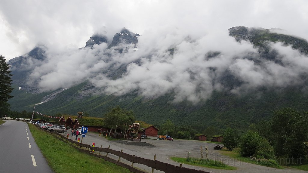 IMG_4737.JPG - Verso Trollstigen