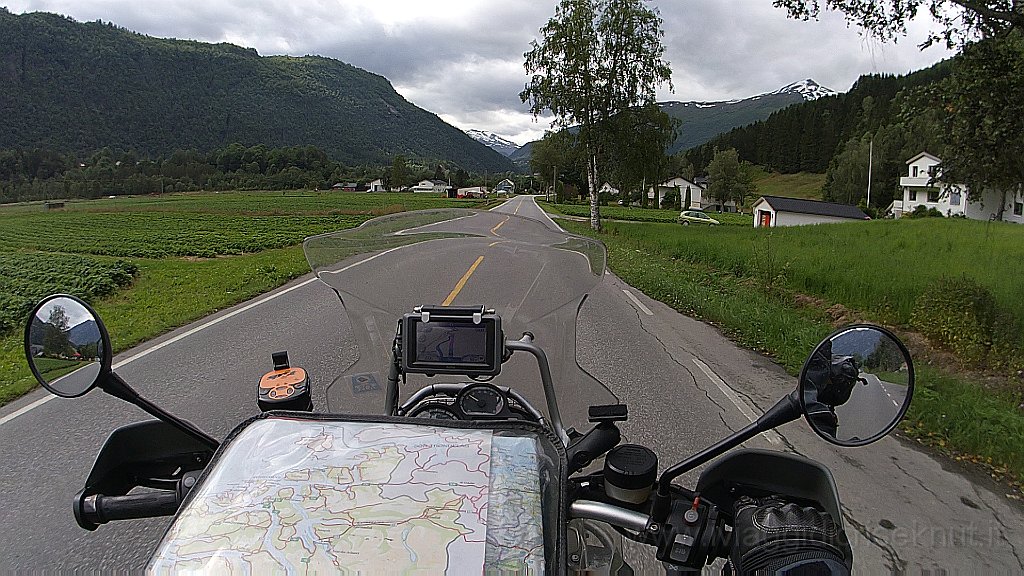 PH000155.jpg - Valldal