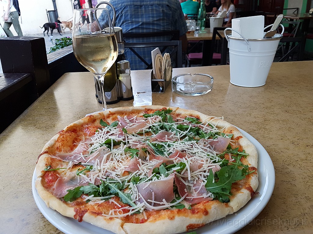 20190801_193525.jpg - Cena: un'ottima pizza.