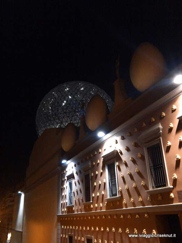 Casa Dali notte