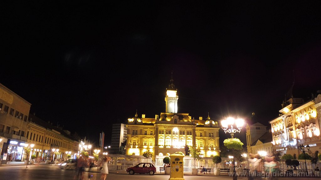 P1030442.JPG - Novi Sad by night.