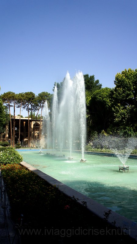 DSC04233.JPG - I giardini "Hasht Behesht"