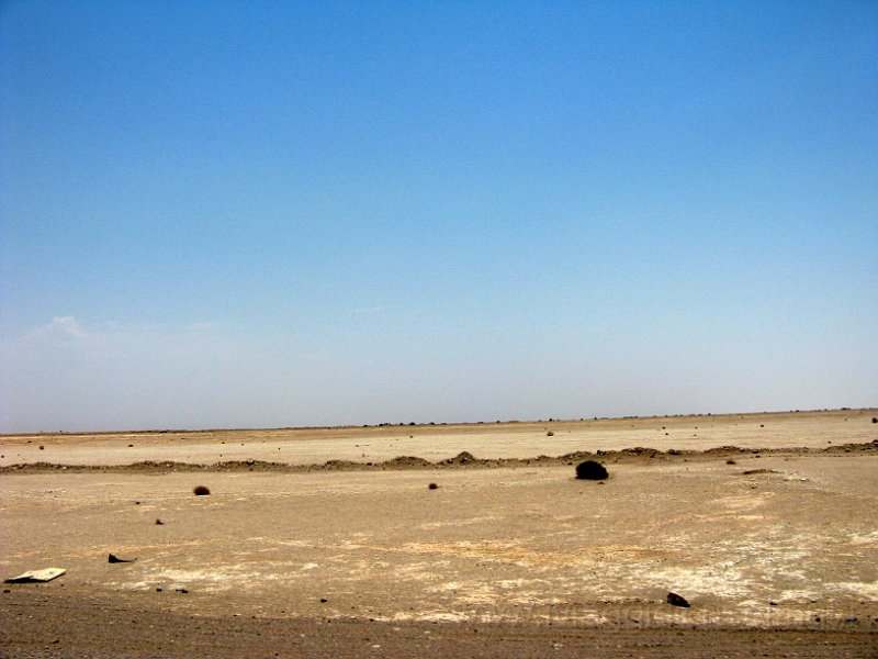 IMG_2046.JPG - Solo il deserto intorno...