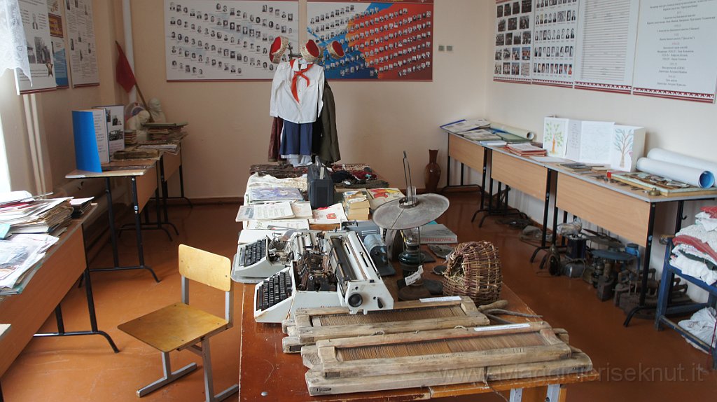 DSC07420.JPG - Il museo all'interno della scuola.