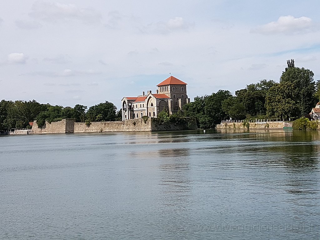 20170812_105533.jpg - Tata, Castello di Oreg.