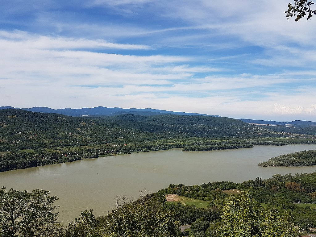20170812_150746.jpg - Visegrad, belvedere sull'ansa del Danubio.