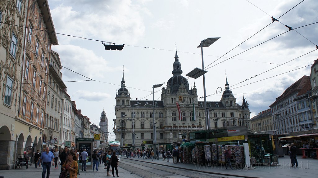DSC04576.JPG - Hauptplatz.