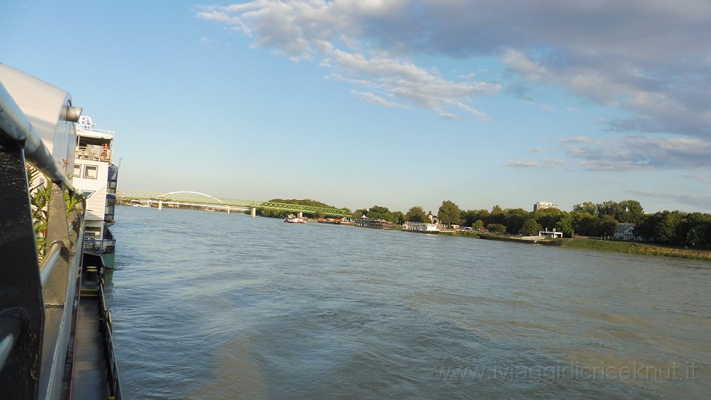 P1050310.JPG - Il Danubio.