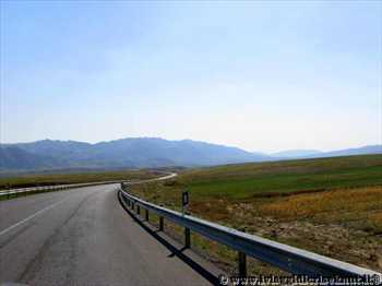 strada_tra_quchan_e_turkmenistan