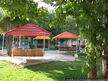 bastam_hotel_garden