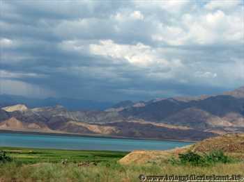 il_lago_di_toktogul2